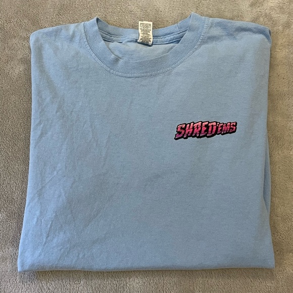 Basic T-Shirt - Picture 1 of 3